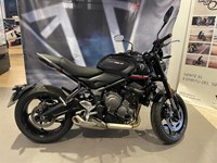 Triumph Trident 660