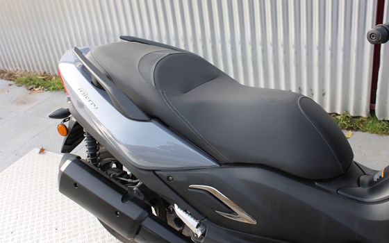 Gebrauchtmotorrad Yamaha Tricity 300 - Bild 9