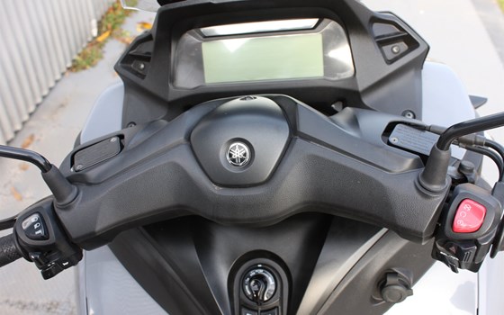 Gebrauchtmotorrad Yamaha Tricity 300 - Bild 11