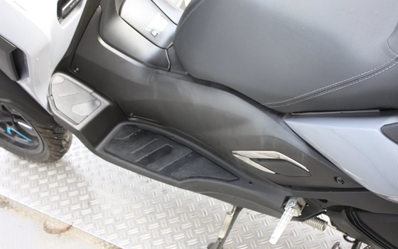 Gebrauchtmotorrad Yamaha Tricity 300 - Bild 15