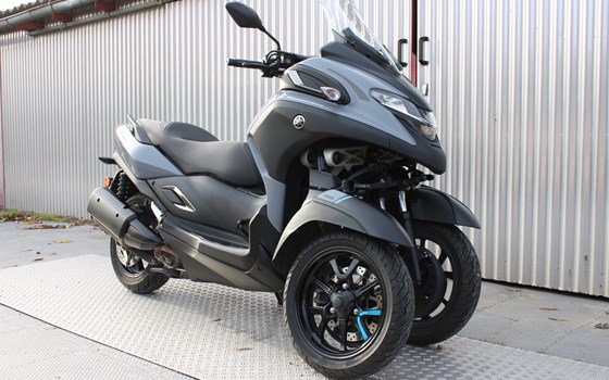 Gebrauchtmotorrad Yamaha Tricity 300 - Bild 2