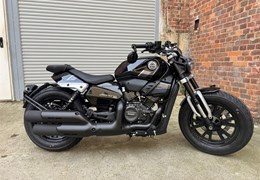 Neumotorrad Benelli Leoncino Bobber 400