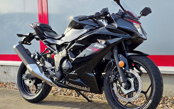 Neufahrzeug Kawasaki Ninja 125 - Bild 5