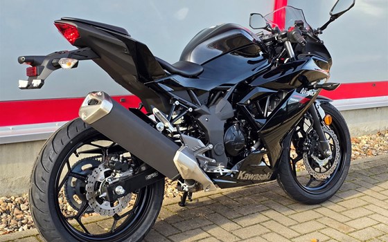 Neufahrzeug Kawasaki Ninja 125 - Bild 7