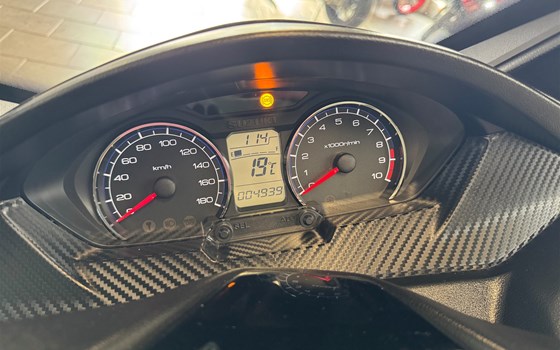 Gebrauchtmotorrad Suzuki Burgman 400 - Bild 10