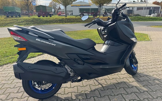 Gebrauchtmotorrad Suzuki Burgman 400 - Bild 2