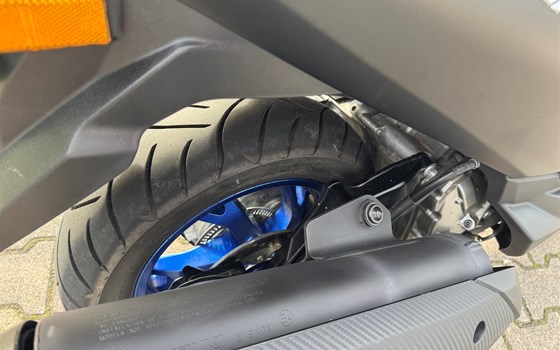 Gebrauchtmotorrad Suzuki Burgman 400 - Bild 4