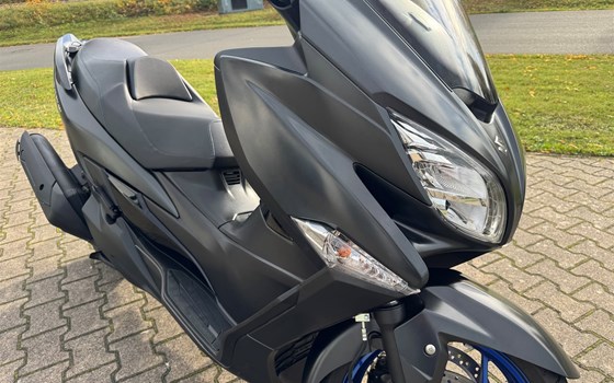 Gebrauchtmotorrad Suzuki Burgman 400 - Bild 8
