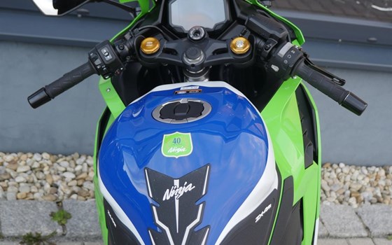 Gebrauchtmotorrad Kawasaki Ninja ZX-4RR 40th Anniversary Edition - Bild 9