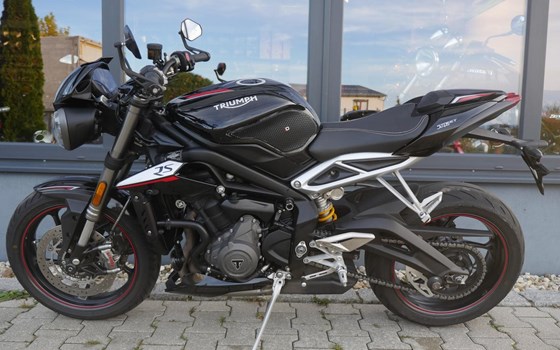 Gebrauchtmotorrad Triumph Street Triple 765 RS - Bild 2