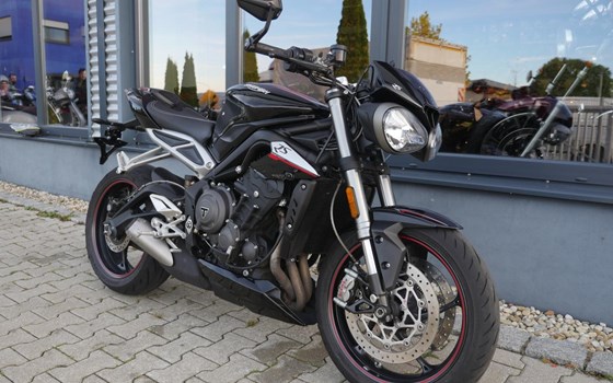 Gebrauchtmotorrad Triumph Street Triple 765 RS - Bild 3