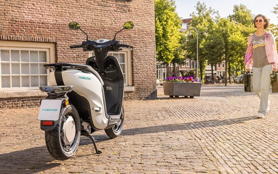 Neufahrzeug Yamaha NEO's Dual Battery - Bild 2