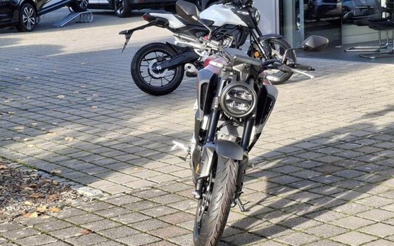 Neufahrzeug Honda CB125R - Bild 4