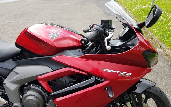 Neufahrzeug Triumph Daytona 660 - Bild 8