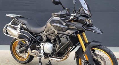 Neumotorrad Voge Valico 900i DSX