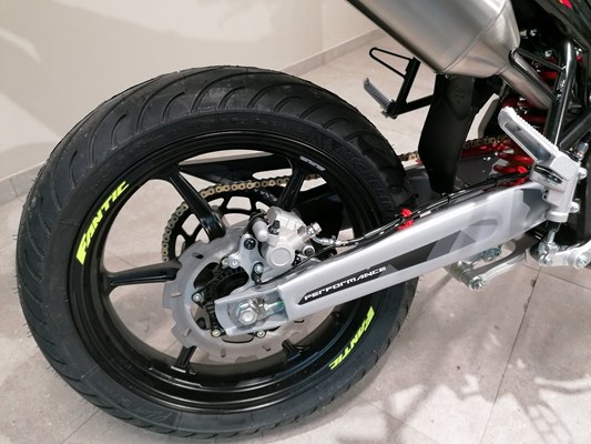 Fantic XMF 125 Performance (Nero (schwarz-gelb)) - Bild 4