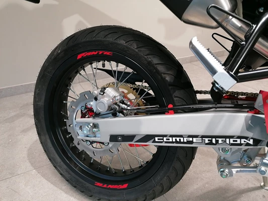 Fantic XMF 125 Competition (Bianco-Rosso) - Bild 4