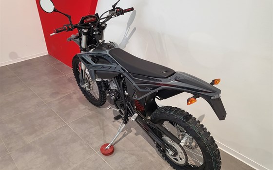 Neufahrzeug Beta RR 125 4T LC Enduro - Bild 15