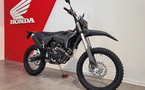 Neufahrzeug Beta RR 125 4T LC Enduro - Bild 3