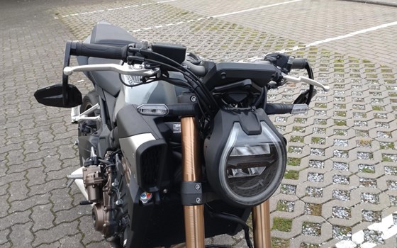 Gebrauchtmotorrad Honda CB650R E-Clutch - Bild 5