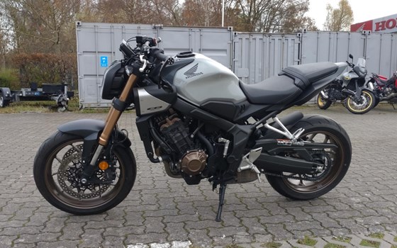 Gebrauchtmotorrad Honda CB650R E-Clutch - Bild 4