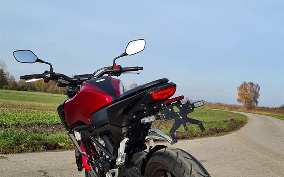 Gebrauchtmotorrad Honda CB125R - Bild 11