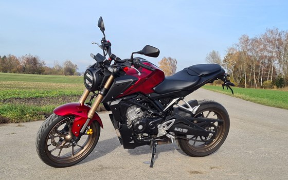 Gebrauchtmotorrad Honda CB125R - Bild 4