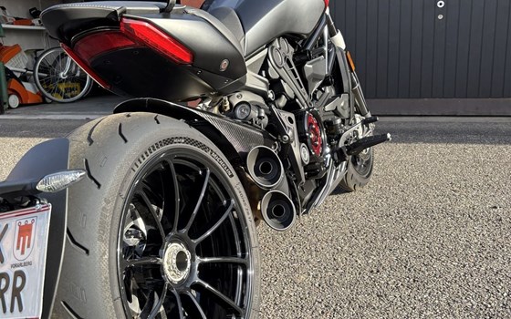 Gebrauchtmotorrad Ducati XDiavel Black Star - Bild 22