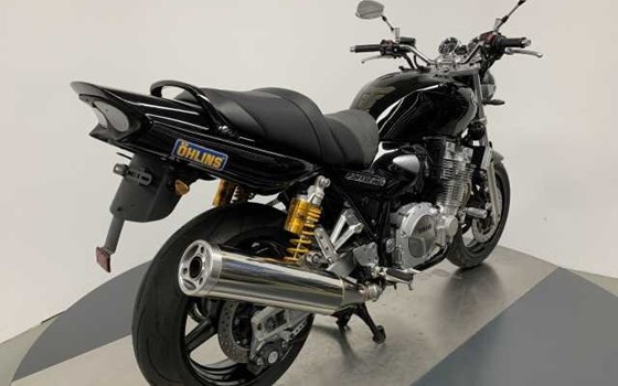 Gebrauchtmotorrad Yamaha XJR 1300 - Bild 3