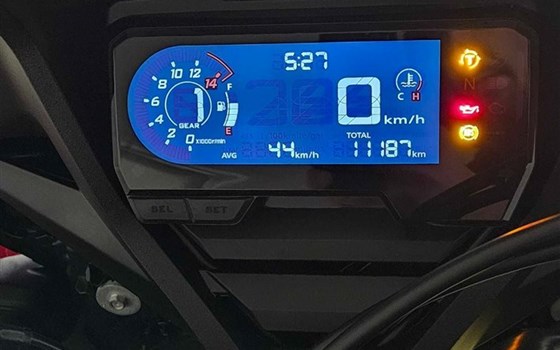 Motorrad Occasion Honda CBR650R - Bild 3