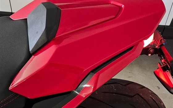 Motorrad Occasion Honda CBR650R - Bild 5