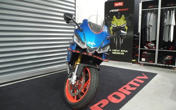 Gebrauchtmotorrad Aprilia RS 660 - Bild 3