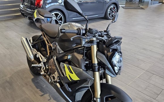 Gebrauchtmotorrad BMW S 1000 R - Bild 1