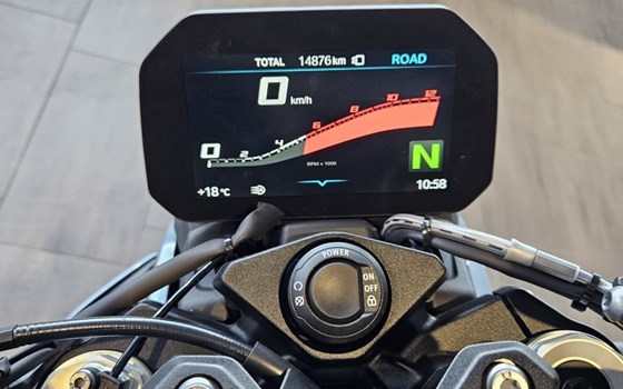 Gebrauchtmotorrad BMW S 1000 R - Bild 6