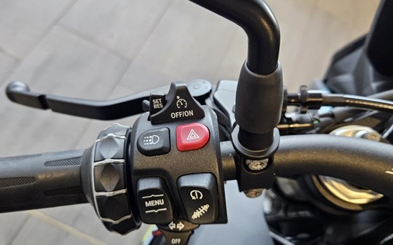 Gebrauchtmotorrad BMW S 1000 R - Bild 8