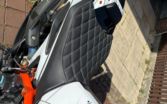 Gebrauchtmotorrad KTM 890 Duke R - Bild 12