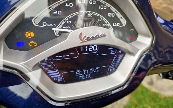 Gebrauchtmotorrad Vespa 125 Primavera - Bild 2