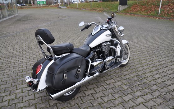 Gebrauchtmotorrad Triumph Thunderbird LT - Bild 16