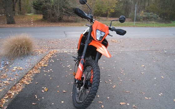 Neufahrzeug KTM 390 Enduro R - Bild 8