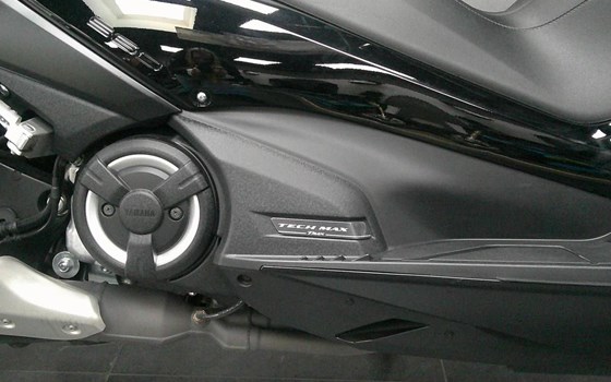 Gebrauchtmotorrad Yamaha TMAX 560 Tech Max - Bild 3