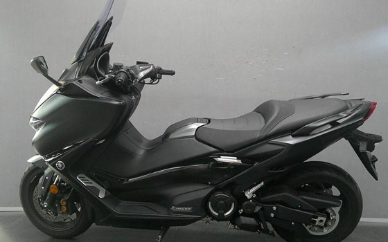 Gebrauchtmotorrad Yamaha TMAX 560 Tech Max - Bild 6