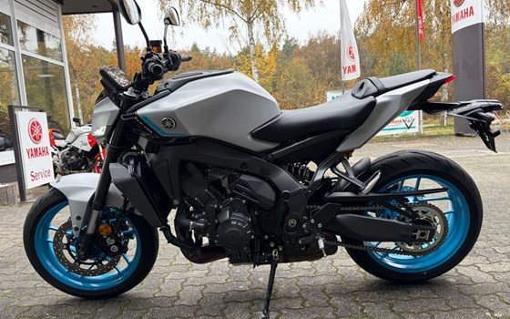 Gebrauchtmotorrad Yamaha MT-09 Y-AMT - Bild 6