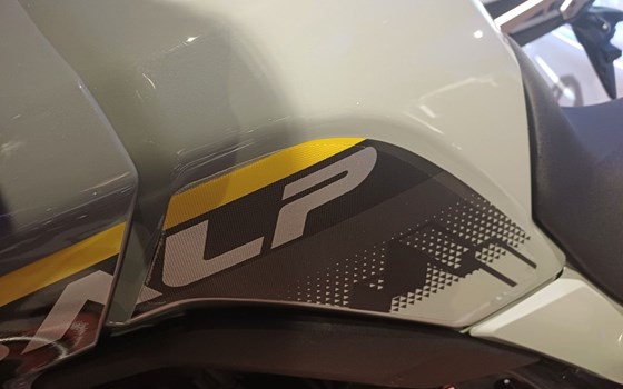 Gebrauchtmotorrad Honda XL750 Transalp - Bild 8