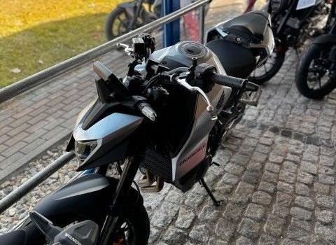 Neufahrzeug Honda CB750 Hornet - Bild 2