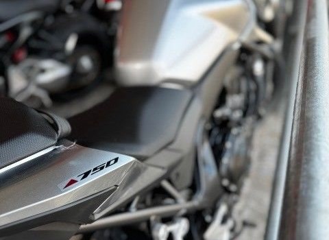 Gebrauchtmotorrad Honda CB750 Hornet - Bild 3