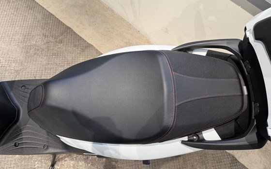 Gebrauchtmotorrad Honda SH125i - Bild 8