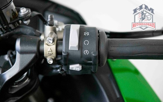 Gebrauchtmotorrad Kawasaki Ninja H2 SX SE - Bild 11