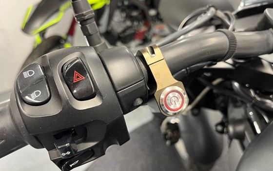 Gebrauchtmotorrad Victory Hammer 8-Ball - Bild 7