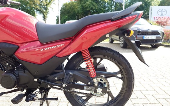 Gebrauchtmotorrad Honda CB125F - Bild 8