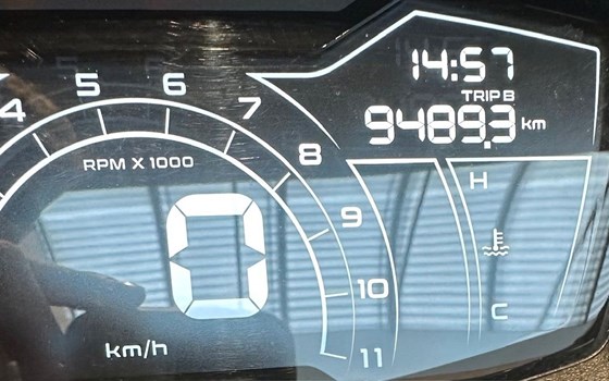 Gebrauchtmotorrad Aprilia SR GT 125 - Bild 6